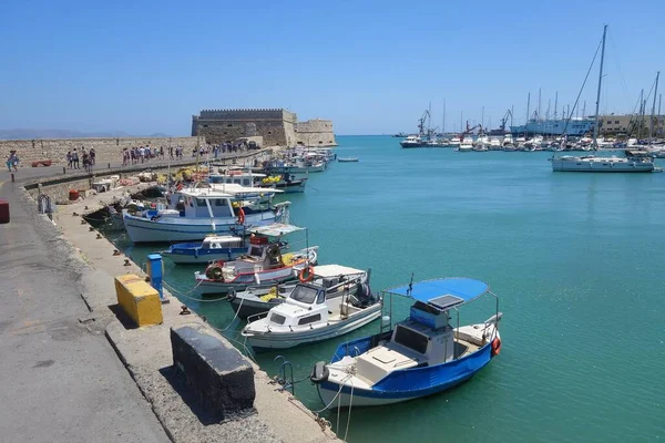 Día Caluroso Verano Paseo Por Zona Del Antiguo Puerto Fortaleza —  Fotos de Stock