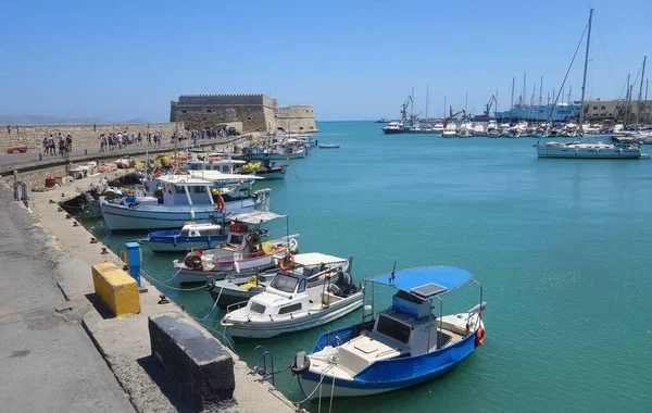 Día Caluroso Verano Paseo Por Zona Del Antiguo Puerto Fortaleza —  Fotos de Stock