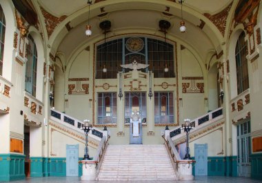 Art Nouveau tarzında tarihi bir iç mekanın parçası, Vitebsky İstasyonu