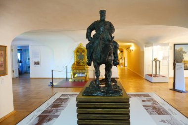 Yaz günü ve Gatchina Sarayı 'na ilginç bir gezi.