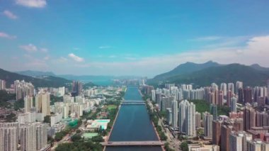 Shatin, Tai Wai, Şing Mun Nehri üzerinde hava panarama görünümü. Tayfun Mangkhut önce Hong Kong'a gel