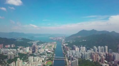 Shatin, Tai Wai, Şing Mun Nehri üzerinde hava panarama görünümü. Tayfun Mangkhut önce Hong Kong'a gel