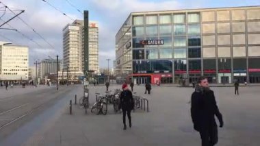 Zaman atlamalı yürüme, ünlü Alexanderplatz, Berlin, Almanya