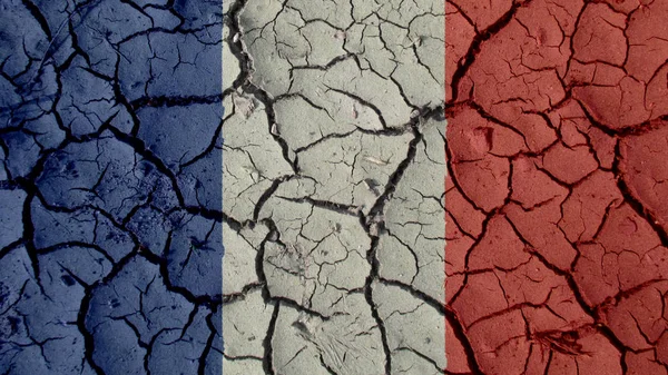 Siyasi kriz veya çevre kavramı: Fransa bayrağı çamur çatlakları — Stok fotoğraf