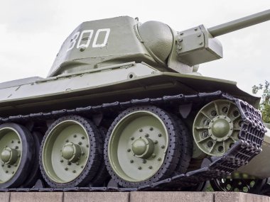 Sovyet savaş Anıtı Berlin, Tiergarten, T-34 Tank