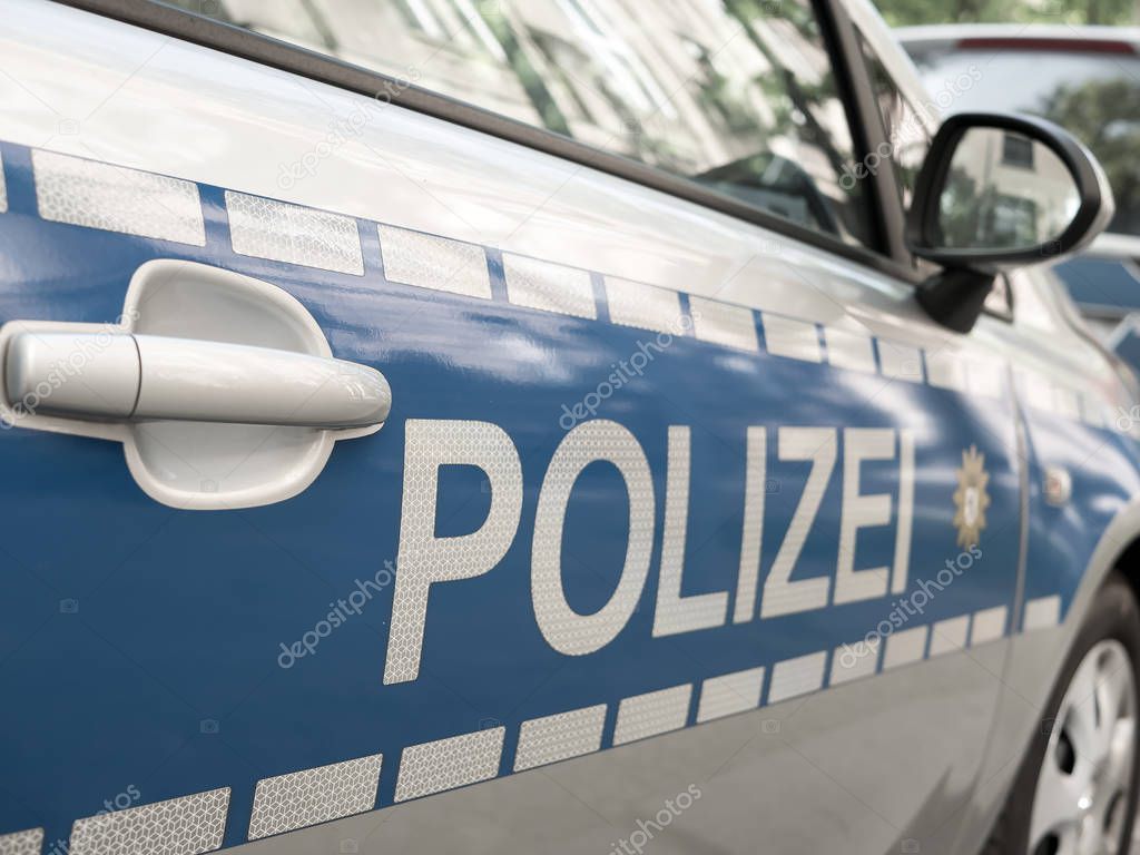 German News: Blue Police Car, Selected Focus