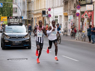 Kenya Runner Eliud dünya rekoru Berlin 2018 maraton Kipchoge