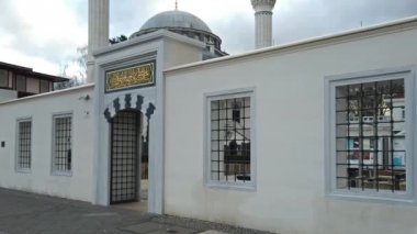 Sehitlik Camii, Berlin, Almanya akşamları giriş