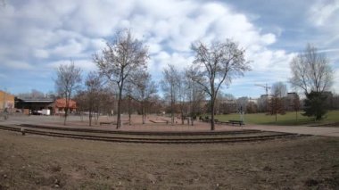 Berlin, Almanya - 23 Şubat 2019: Zaman atlamalı kamu Gleisdreieck Park, Berlin, Almanya