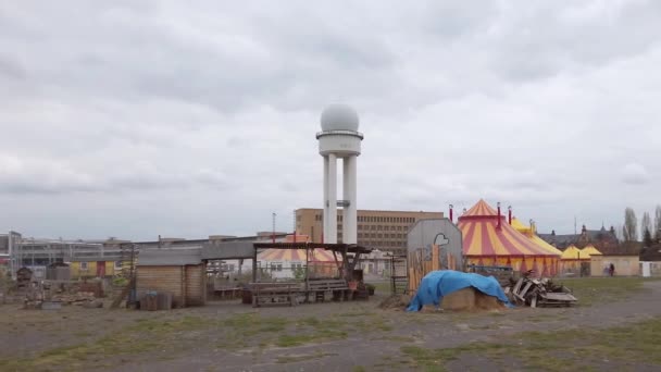 Rrp 117 Radar Tower In Tempelhofer Feld In Berlin, Germany — стокове відео