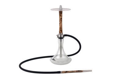 Beyaz bir arka plan üzerinde izole yıldırım desenleri ile Bej ahşap nargile.