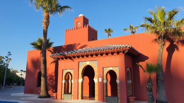 Arap tarzındaki şato. Mimarlık. Endülüs, İspanya.