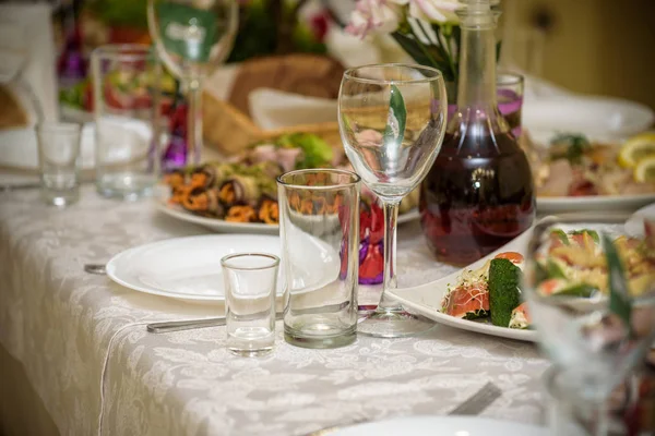 Ziyafet salonu Restoran. Kavram: hizmet. Kutlama. Yıldönümü. Düğün — Stok fotoğraf