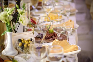 Ziyafet salonu Restoran. Kavram: hizmet. Kutlama. Yıldönümü. Düğün