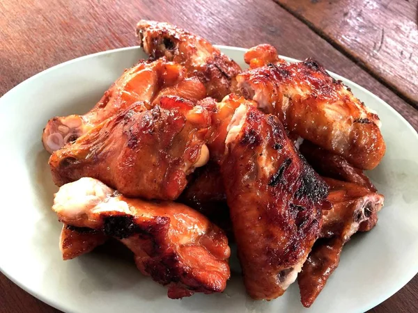 Gegrillte Chicken Wings Auf Dem Tisch Horizontale Ansicht Von Oben — Stockfoto