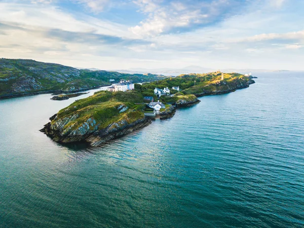 İrlanda Sahil yakınındaki Crookhaven üzerinde antik kale