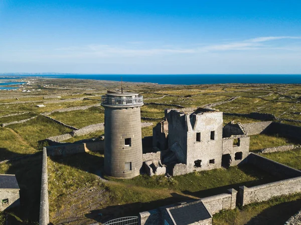 Inishmore eski deniz feneri