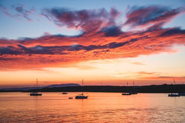 Baltimore limanı - Co Cork - İrlanda - Irlande harika gün batımı