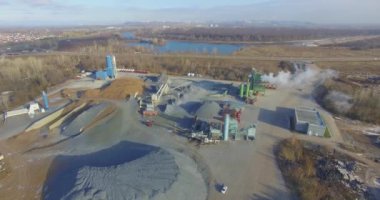 Beton Santrali yakınındaki büyük bir yol. Hava.