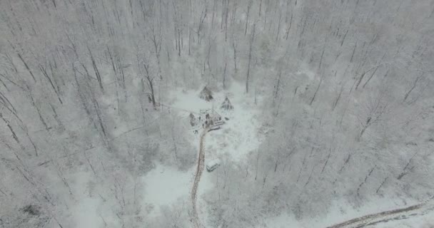 ウラルの森、岩、山、川。航空写真ビュー — ストック動画