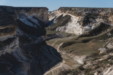 Arizona çölü'nden çöller ve Kazakistan'ın dağlar gibi
