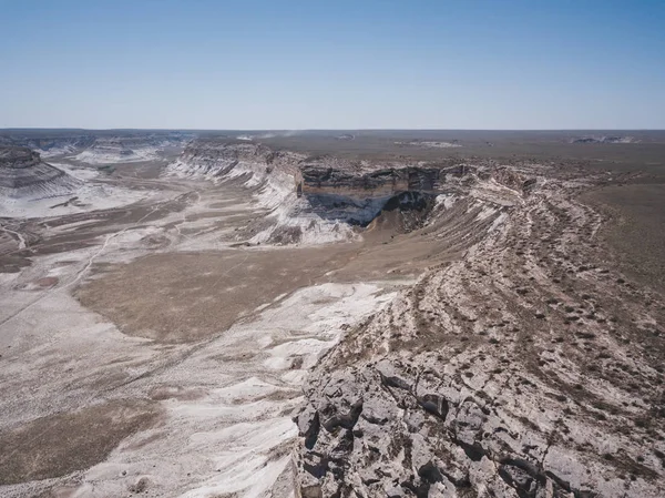 Desertos e montanhas no Cazaquistão como de outro planeta — Fotografia de Stock