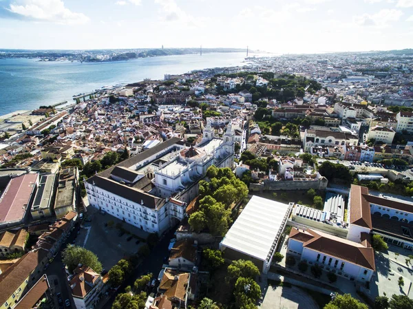 Shooting aerial view of Lisbon. Old city — Stock Photo, Image