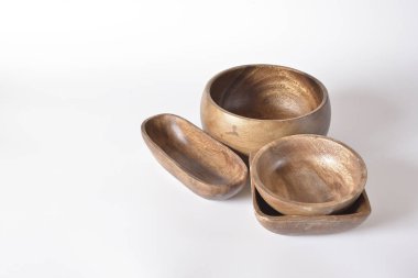 Ahşaptan yapılmış yemekler seti.