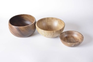 Ahşaptan yapılmış yemekler seti.