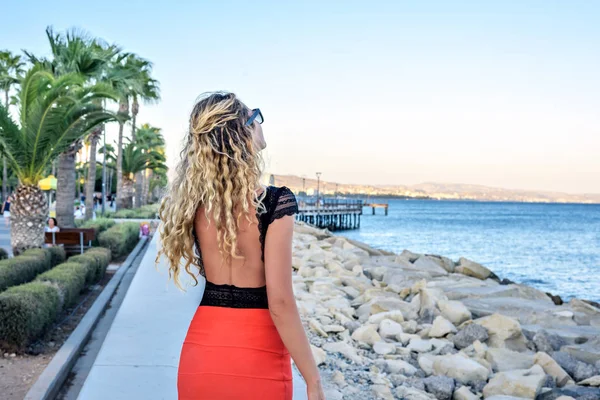 Woman Enjoying Summer Sunset Portrait Limassol Cyrpus Sea View Vintage — Stock Photo, Image