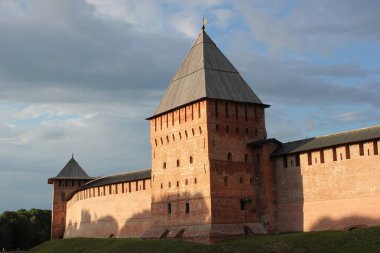 gün batımında taş castle