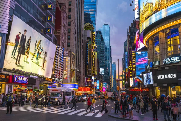 New York Usa Famous Time Squre Night Crowds Traffic — Stock Photo, Image