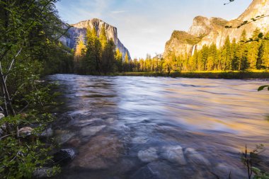 Yosemite Ulusal Parkı, Kaliforniya, ABD 'de gün batımı.