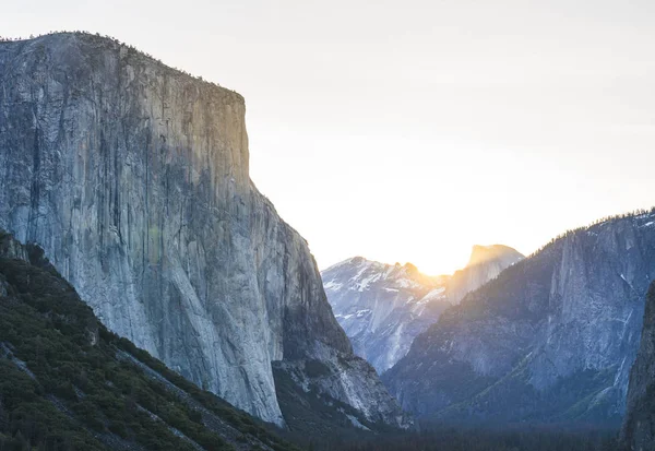 Parque Nacional Yosemite Nascer Sol Califórnia Eua — Fotografia de Stock