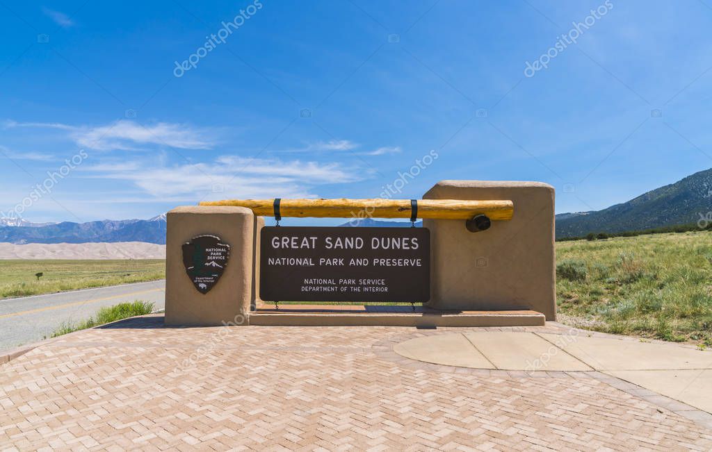 Great sand dune national park,Colorado,usa.:06-09-17: Great sand dune national park sign at entrance