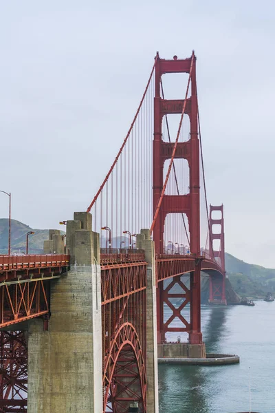 Portão Dourado Quando Pôr Sol Com Nevoeiro Inverno San Francisco — Fotografia de Stock