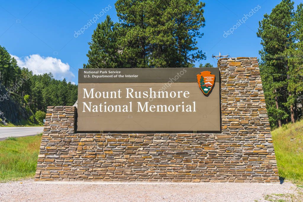 Mount Rushmore national memorial,south dakota,usa.  07-28-17: mount Rushmore natonal memorial sign in the entrance