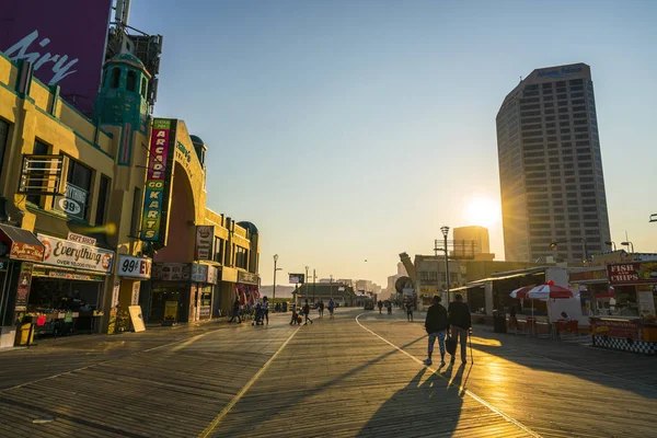 Atlantikstadt Neues Trikot Usa Atlantic City Boardwalk Bei Sonnenuntergang — Stockfoto