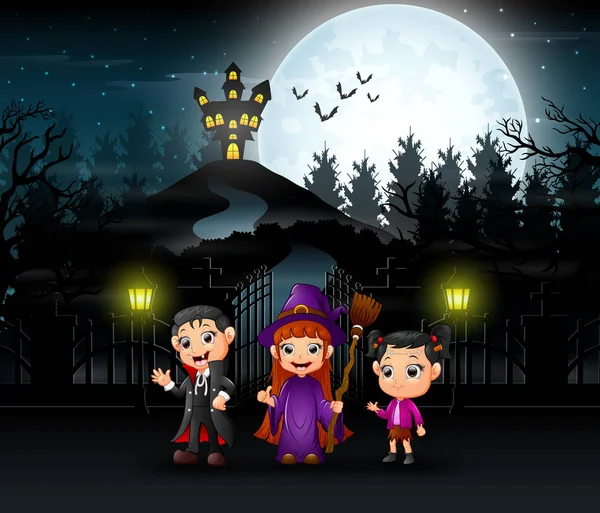 Niños Felices Con Disfraz Halloween Aire Libre Con Fondo Casa — Archivo Imágenes Vectoriales