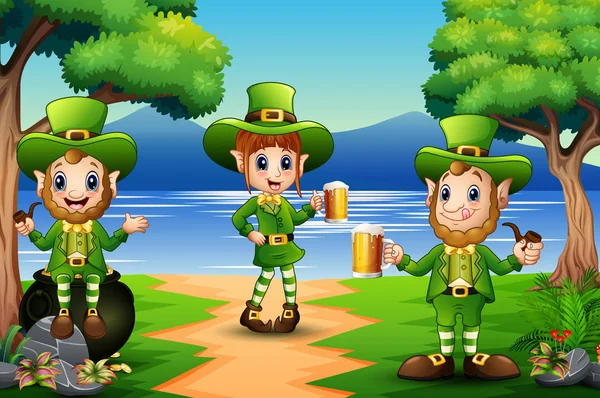 Día San Patricio Leprechaun Sosteniendo Una Cerveza — Vector de stock