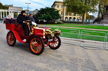 London, Hyde park/İngiltere, Vintage araba Londra Brighton Veteran araç çalıştırmak, 11,4,2018 için
