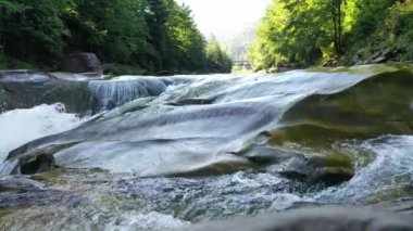 Karpat Şelalesi, Şelale, Şelale, Doğa