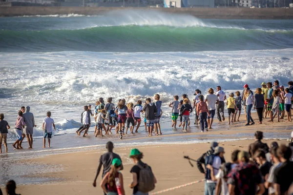 Peniche Portugal Octubre 2017 Gabriel Medina Abandona Agua Competición Surf — Foto de Stock