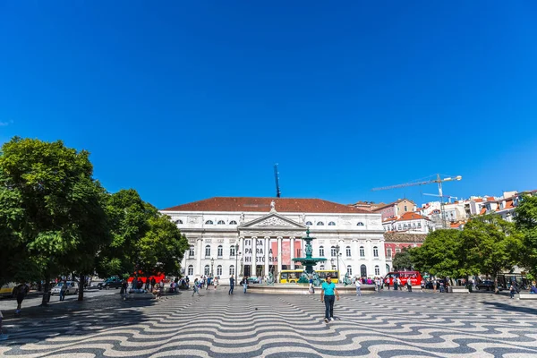 Lissabon Portugal Mai 2018 Touristen Und Einheimische Spazieren Bei Blauem — Stockfoto