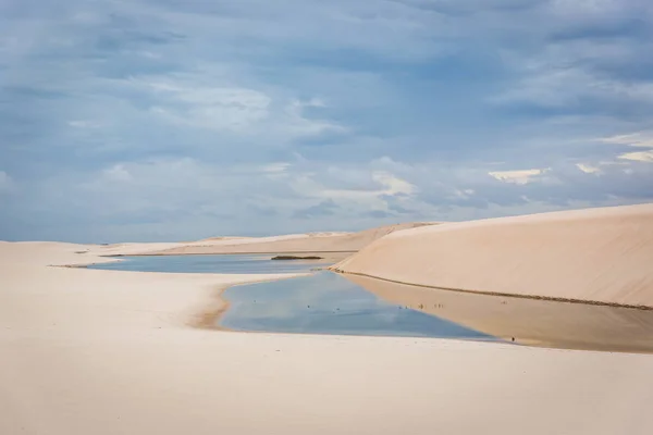 Amazing White Sand Dunes Natural Pool Lagoons Middle Cloudy Day — Stock Photo, Image