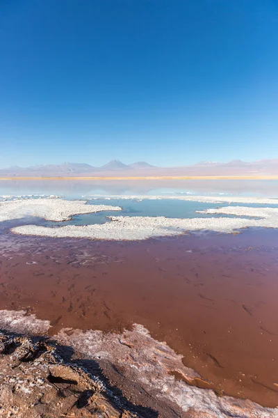 在南美洲的智利北部阿塔卡马沙漠的美丽场景 — 图库照片