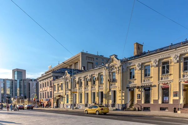 Moscou Russia June 4Th 2018 People Streets Moscow Blue Sky — Stock Photo, Image