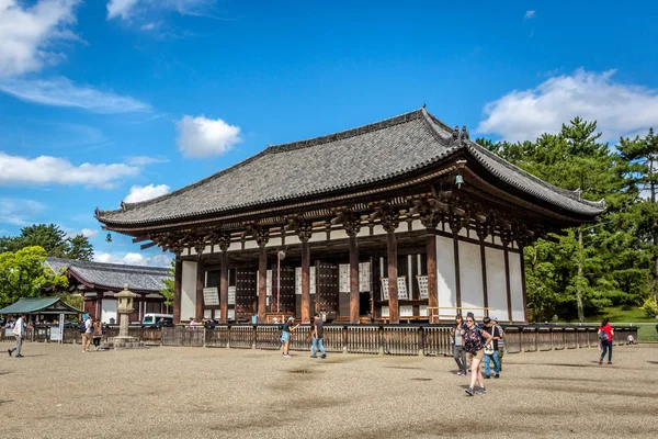 Нара Японія Вересня 2018 Місцеві Жителі Туристи Ходять Японської Temple — стокове фото