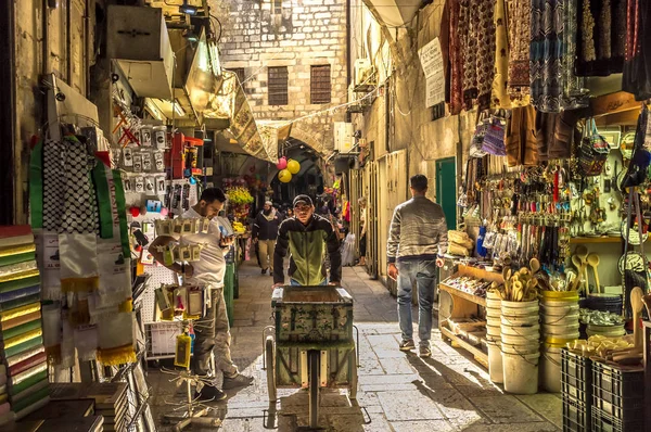 Jerusalén Octubre 2018 Los Lugareños Preparan Para Día Trabajo Dentro — Foto de Stock