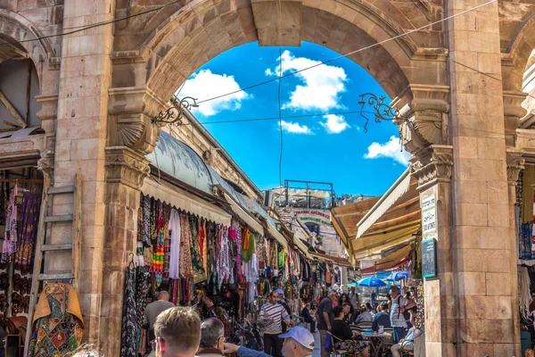 Jerusalén Octubre 2018 Locales Turistas Caminando Por Las Estrechas Calles — Foto de Stock